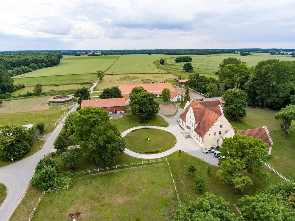 Boutique Hotel Gut Tribbevitz Neuenkirchen auf Rugen Exteriér fotografie